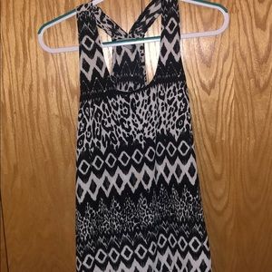 Women’s top size M no stretch